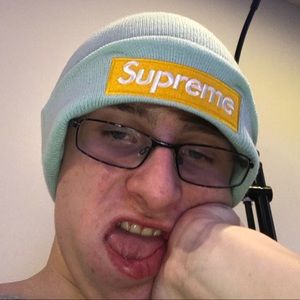 Meet your Posher, Ethan